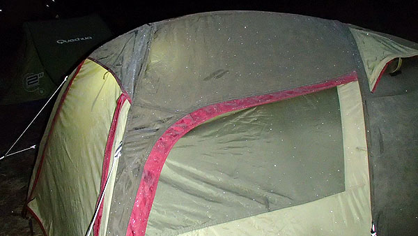 フライシートが凍結